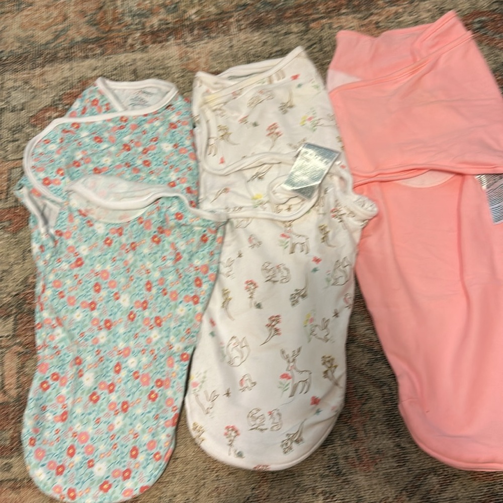 0-3 months sleepers and swaddles bundle - Picture 7 of 10